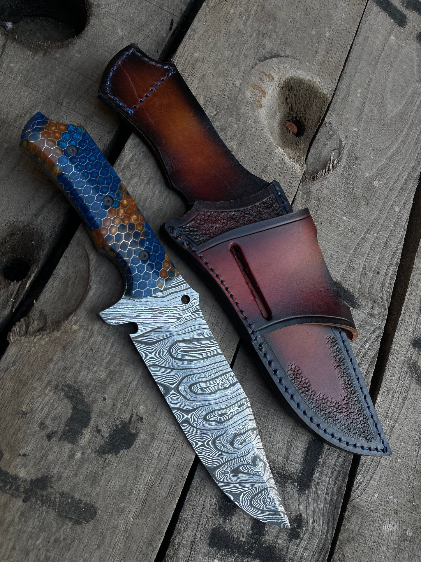 Damascus Handmade Skinner knife With Resin Handle